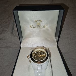 Vicenze Watch